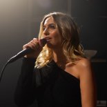 Magda Bereda - Jest Mi Do Twarzy We Własnej Osobie