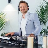 Mr.Stephen - Loves on Fire (Eurodance)