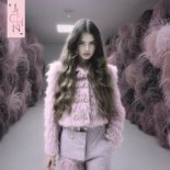Juli Chan - L'abeille
