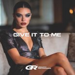 VetLove & Mike Drozdov - Give It To Me